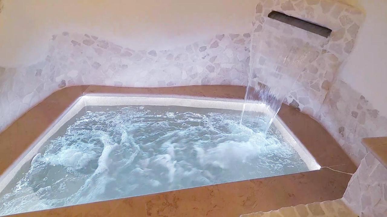 Suite 800 - אוסטוני מראה חיצוני תמונה